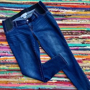 Isabel Maternity ~ Medium wash jeggings low rise